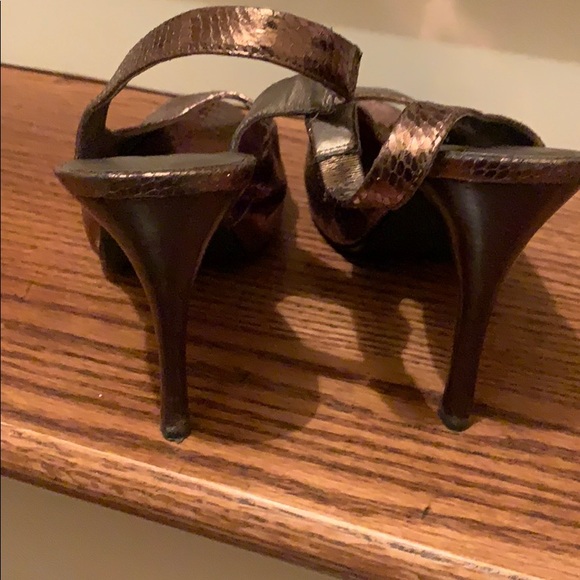 Shoes - Picture 4 of 7